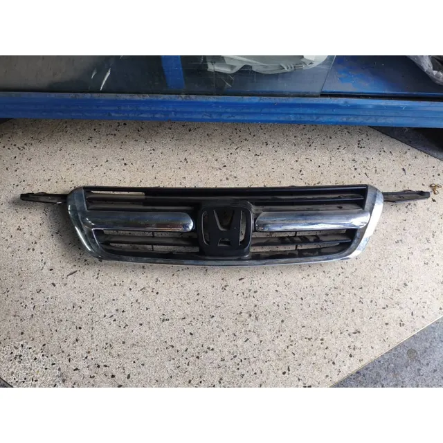 Parrilla Frontal Honda Crv 04/06