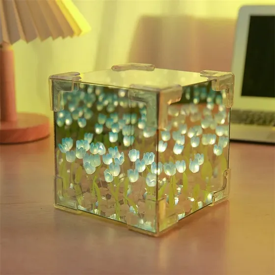 Lámpara Tulipán Cubo