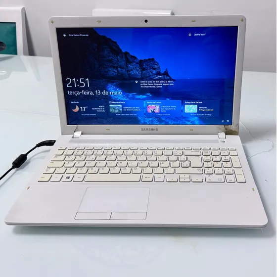 Notebook Samsung Np270e5j Branco Ssd 120gb 8gb Ram Win10 Branco