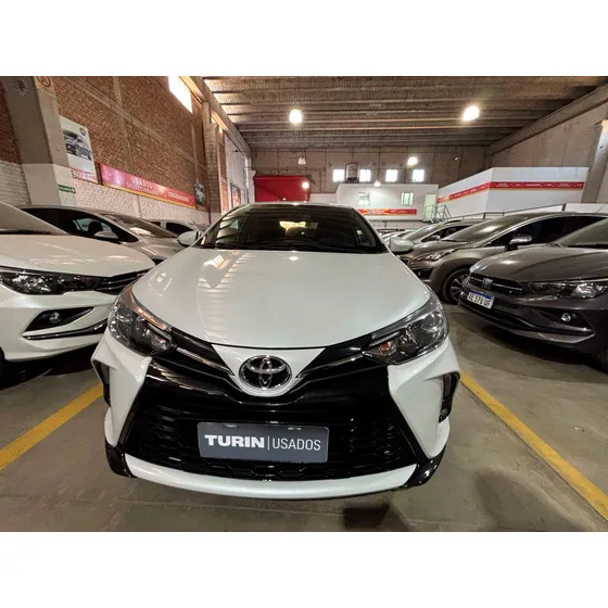 Toyota Yaris 1.5 107cv Xls Sedan
