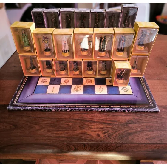 Ajedrez Señor De Los Anillos Completo - Con Tablero Casero