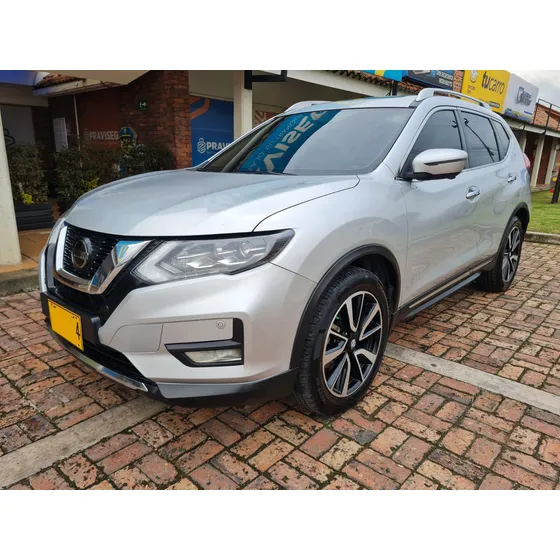 Nissan X-trail New X-trail Exclusive 2.5cc At Aa 4x4