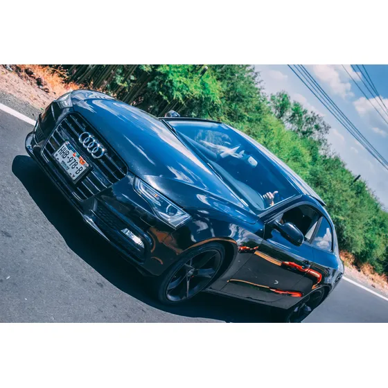 Audi A5 2.0 Luxury Turbo Multitronic Cvt