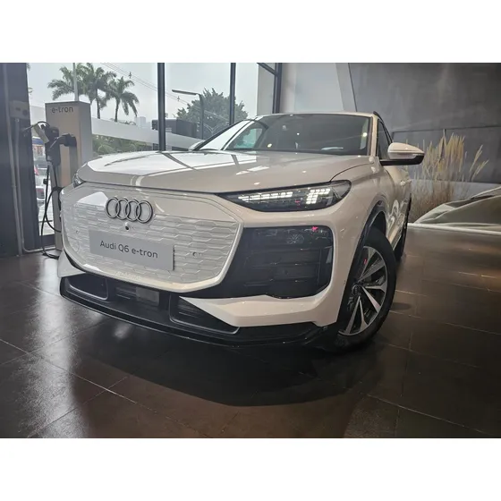 Audi Q6 E-tron S-line Tech Pro
