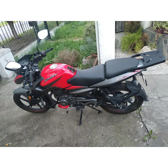 Rouser N250 Bajaj