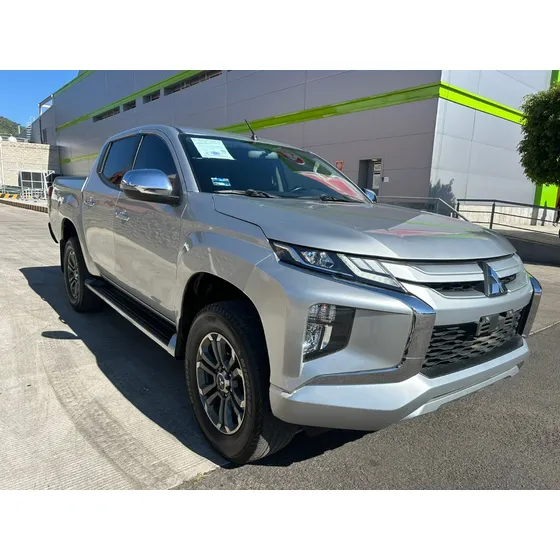 Mitsubishi L200 2.5 Di-d Cabina Doble 4x4 At