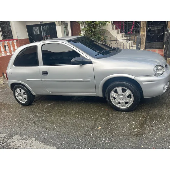 Chevrolet Corsa Active