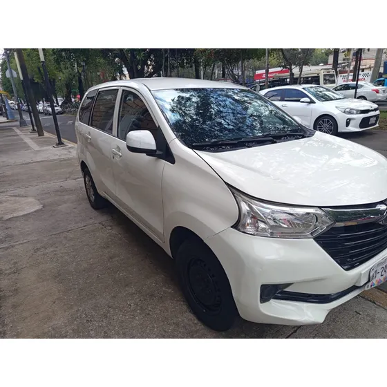 Toyota Avanza 1.5 Le At