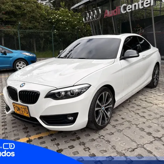 BMW 220i F22 Coupe Sportline Tp 2.0 usado en Suba