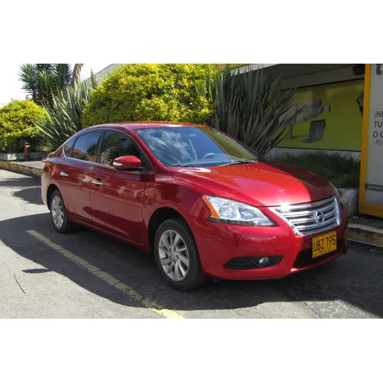 Nissan Sentra 1.8 B17 Advance At