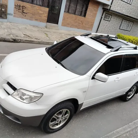 Mitsubishi Outlander 2006 2.4