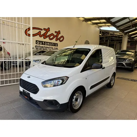 Ford Transit Courier Vannete