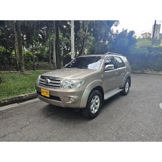 Toyota Fortuner 2.7l