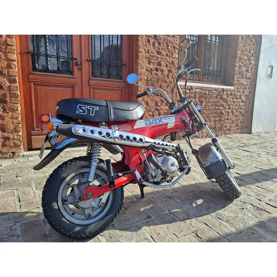 Honda Dax 70,  St