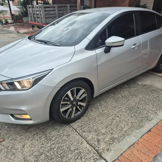 Nissan Versa 2022 1.6 Advance