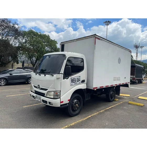 Camion Hino Dutro