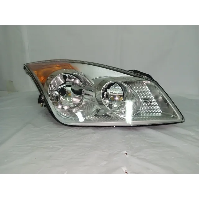 Faro Derecho Ford Fiesta Max  