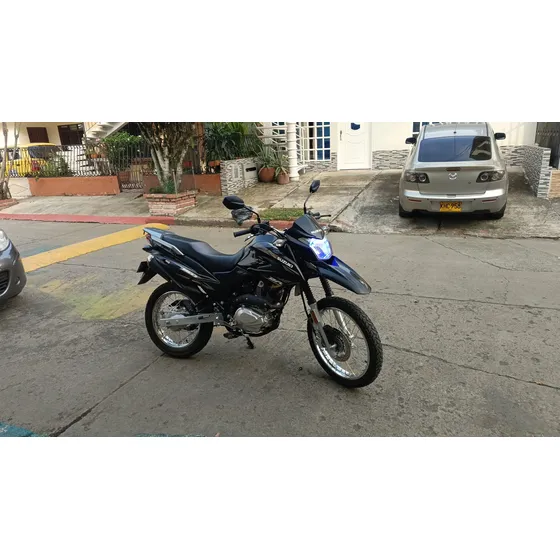 Suzuki Dr 150 Fi Abs, Multicolor ,gps Y Alarma. Dueño Direct