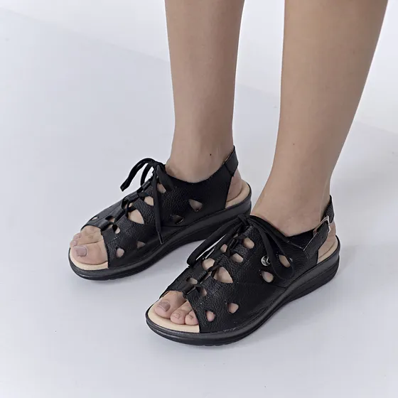 Sandalias Keady Cuero Cordones Ajustables Ancha Anatómica