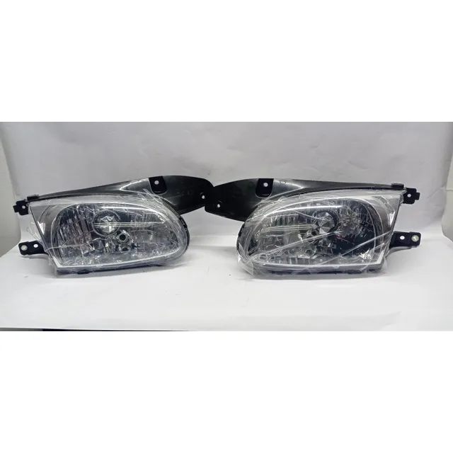 Faros Hyundai Accen Nuevos Años. 2000/06 . Marca Tpg Koreano