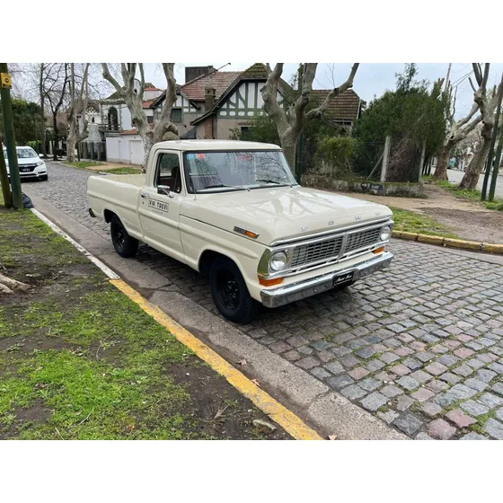 Ford F-100 3.6 Lujo