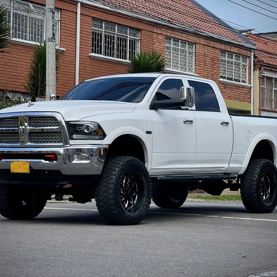 Dodge Ram 2012 5.7 2500 Crew Cab Laramie