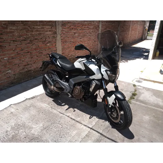 Dominar 400