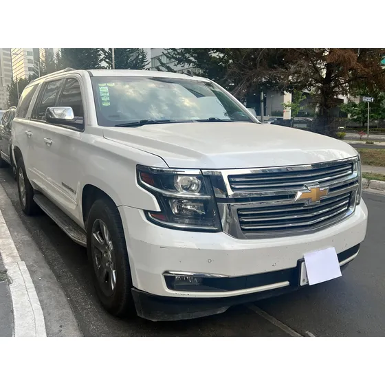 Chevrolet Suburban 5.3 Ltz 4x4 Mt