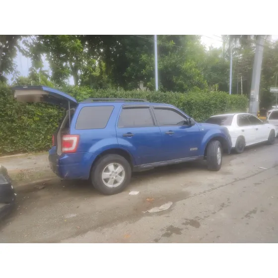 Ford Escape Americana