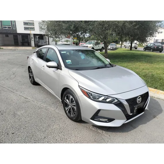 Nissan Sentra 2.0 Advance Cvt