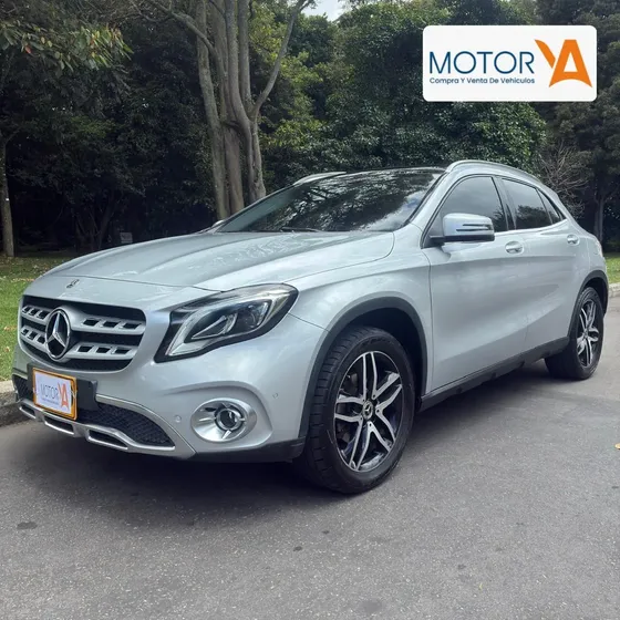 Mercedes-Benz Clase Gla 2020 1.6 200 Urban