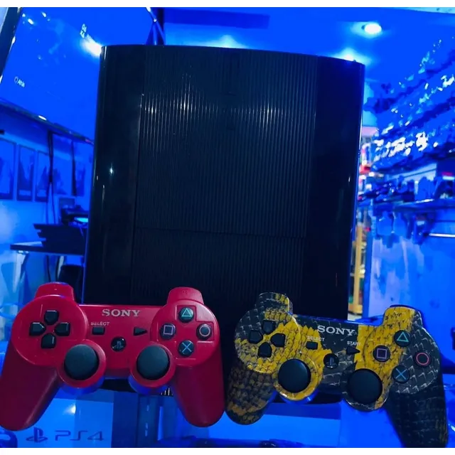 Ps3 Súper Slim 500 Gb+100 Juegos Digitales+2 Controles