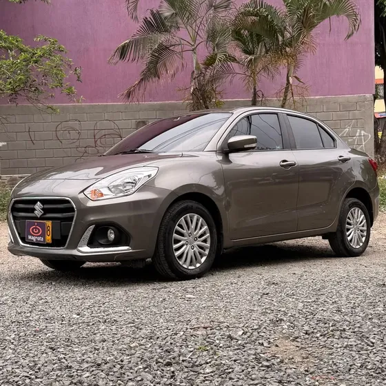 Suzuki Swift 2023 1.2 Dzire At