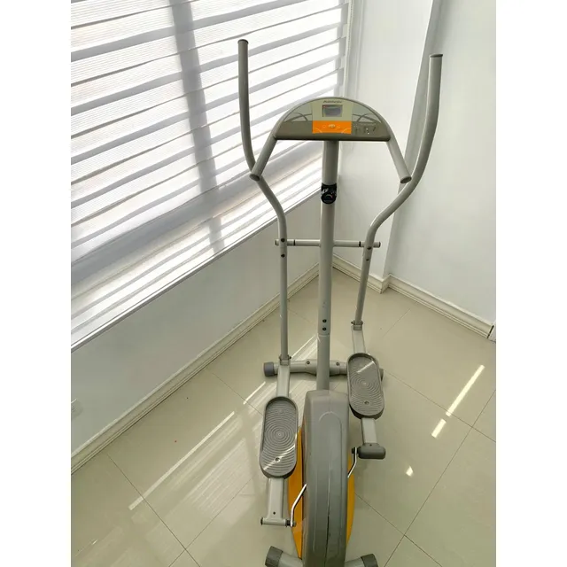 Escaladora Orbitreck Eliptica Athletic Extreme 1000 (usado)