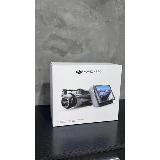 Dron Dji Mavic 4 Pro Creator Fly More Combo