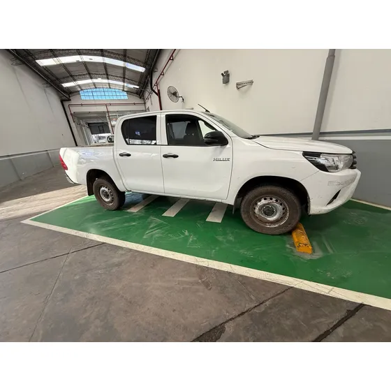 Toyota Hilux Pick-up 2.4 Cd Dx 150cv 4x2