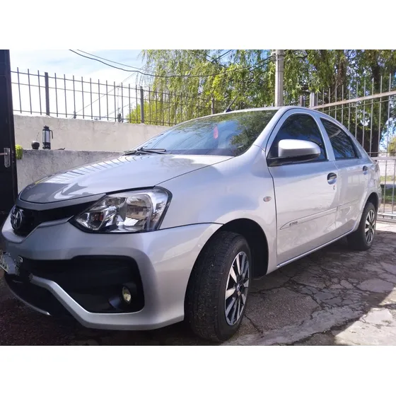 Toyota Etios Xl