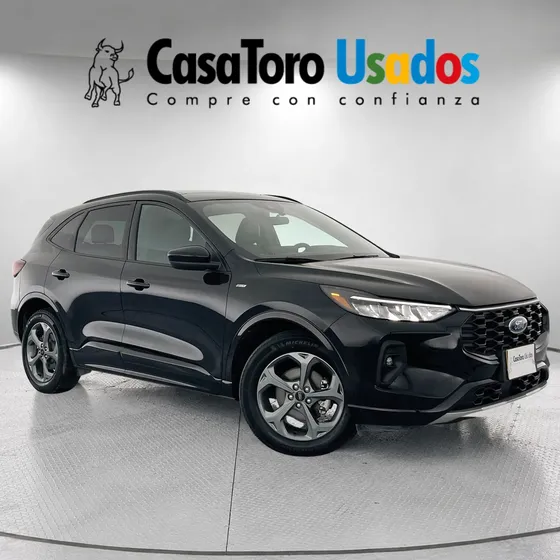 Ford Escape St - Line Select Fhev At 2500cc usado en Suba