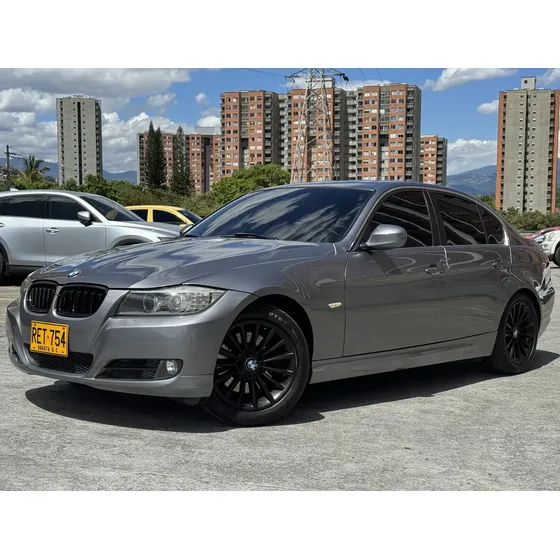 BMW Serie 3 2011 3.0 330i E90 Lci
