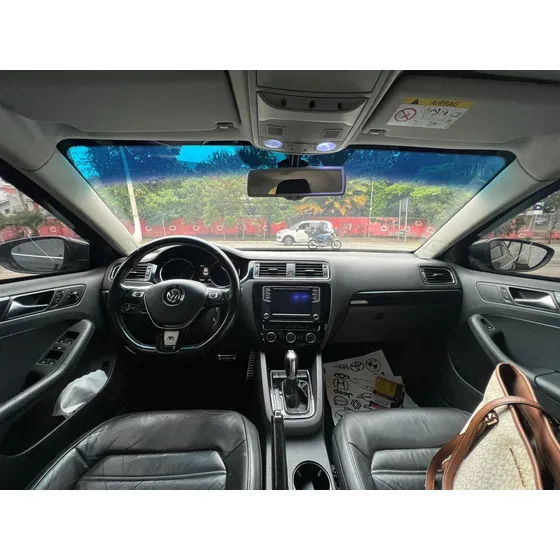Volkswagen Jetta 2.0 Tsi Highline 4p