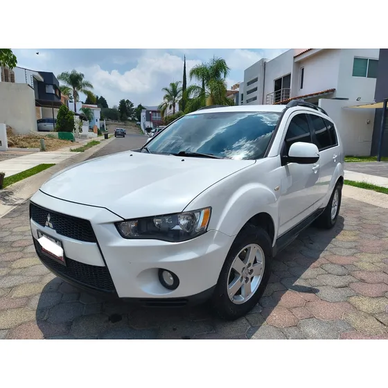 Mitsubishi Outlander 2.4 Ls At