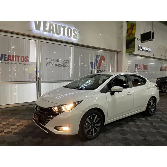 Nissan Versa 1.6 Advance Mt