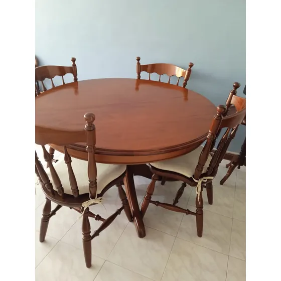 Juego Comedor Redondo 4 Sillas Hervigon Original