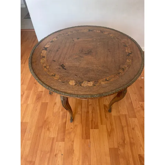 Mesa De Centro Redonda, Estilo Clásico / Francés