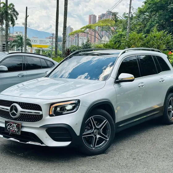 Mercedes-Benz Clase Glb 2023 1.3 Glb 200 Amg