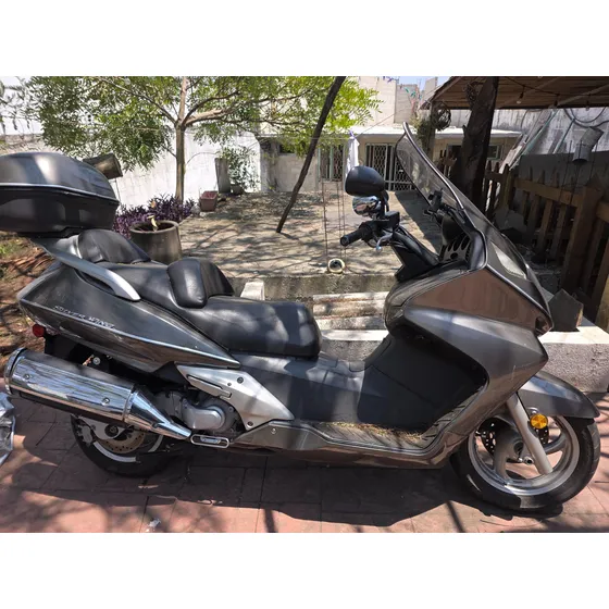 Bicilindrico Paralelo, 4 Tiempos, 8 Valvulas, Dohc (doble Ar