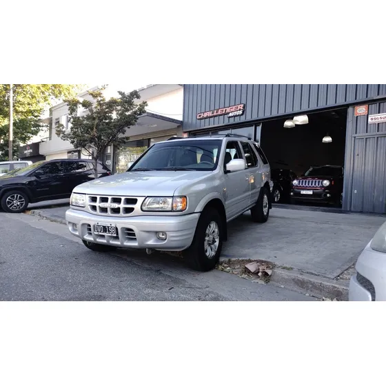 Isuzu Rodeo 3.2 V6 4x4 At