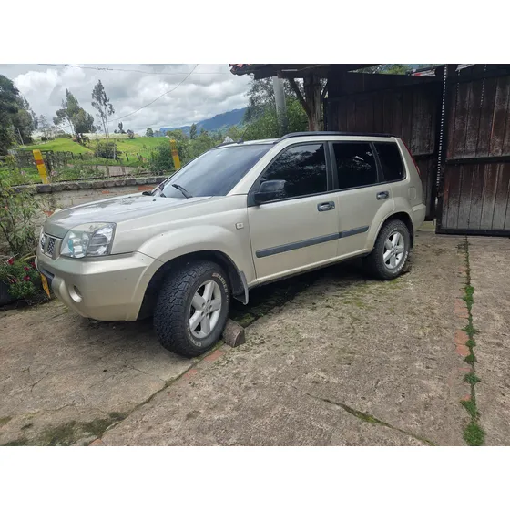 Nissan Xtrail 2.5 S Basica