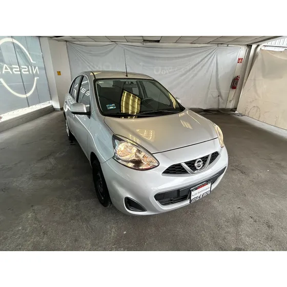 Nissan March 1.6 Sense At