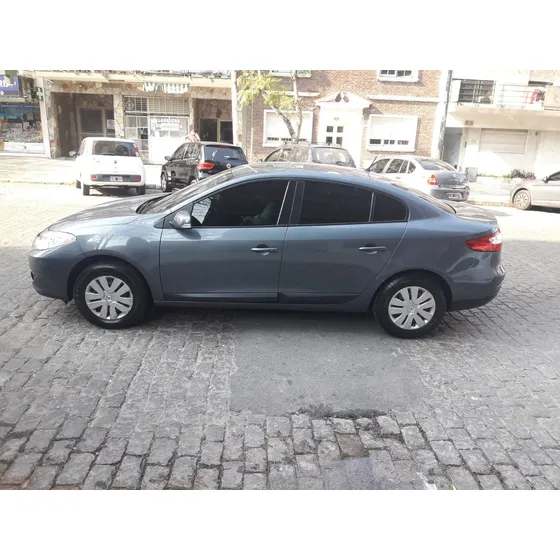 Renault Fluence 1.6 Confort 110cv